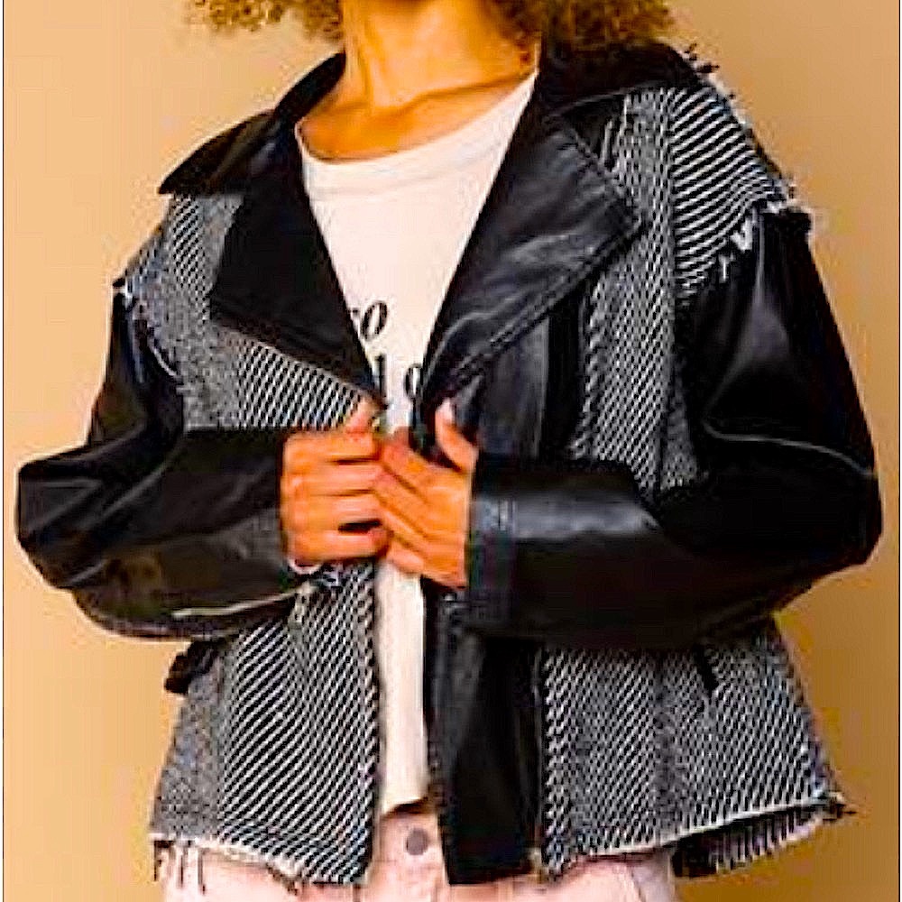 🎉🩷SALE🩷🎉 🆕🖤POL: Black Tweed/Leather Jacket SMALL